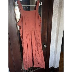 Universal thread target midi dress